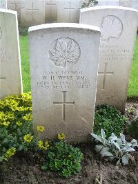 Canada Cemetery Tilloy Les Cambrai - Webb, William Hearty